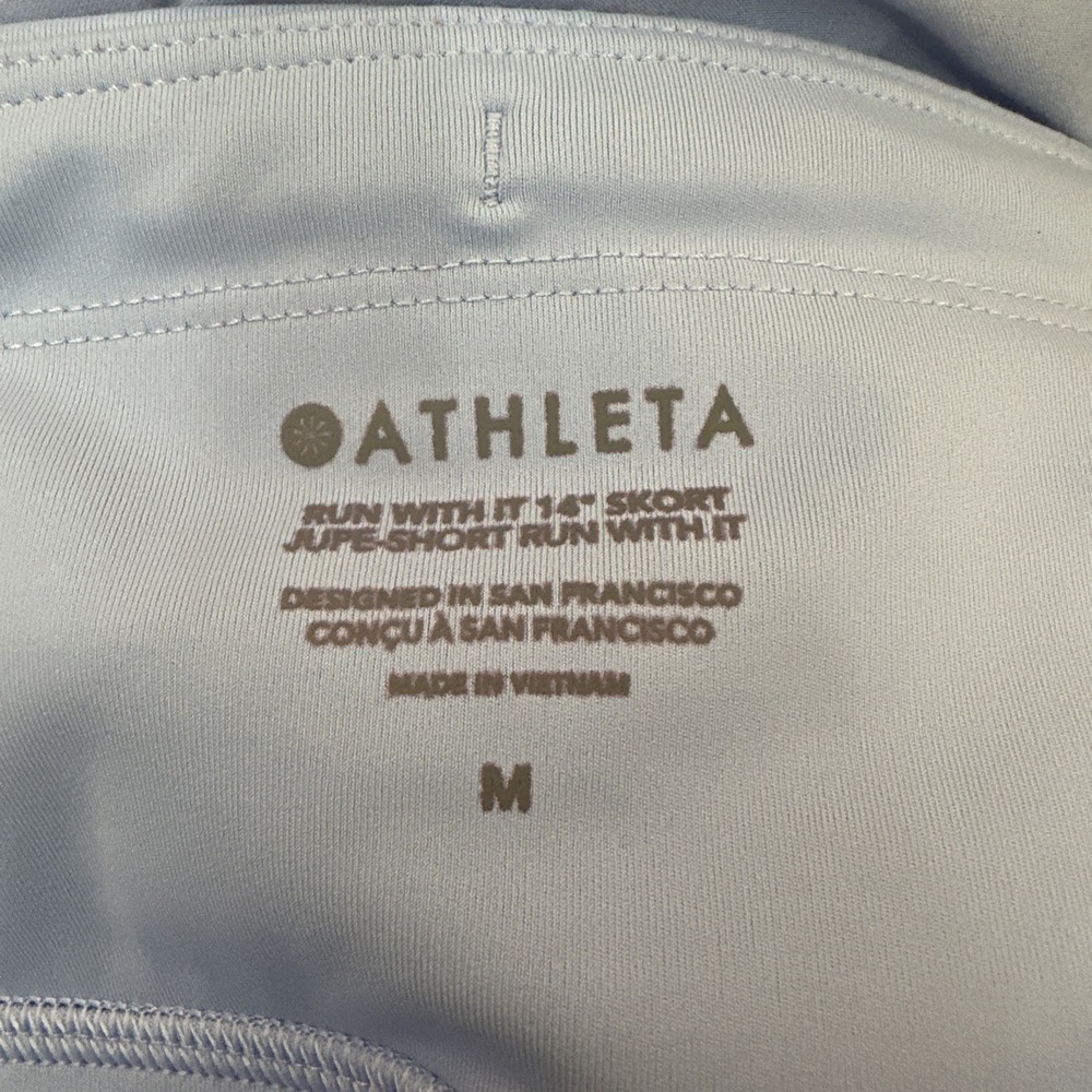 Athleta Run With It 14"‎ Skort Jupe Short Womens Medium Pickleball Golf Tennis - Picture 2 of 9